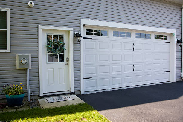24/7 Emergency Garage Door Panel Replacement experts in Brunswick, GA